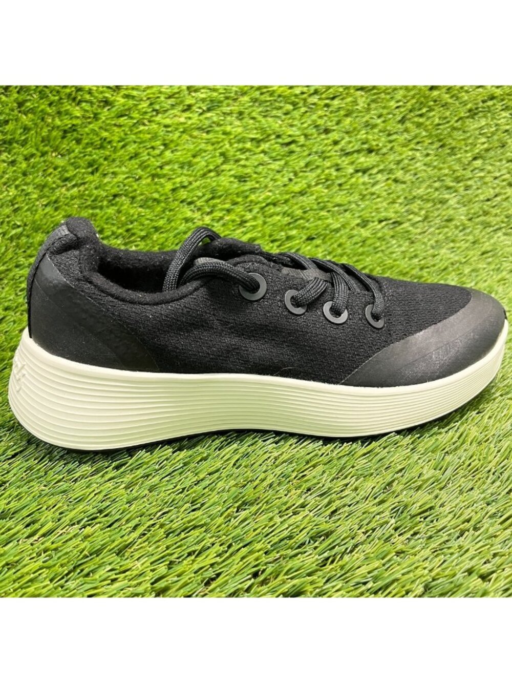 Allbirds Wool Runner Protect Womens Size 9 Black White Running Shoes Sneakers